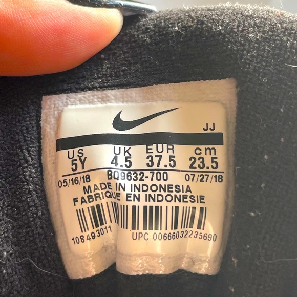 Air Max Speed Turf GS 'University Gold' Size 5y - Picture 4 of 4